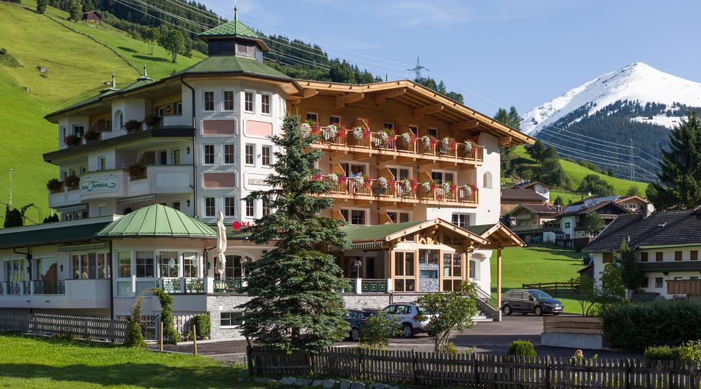 Hotel Maria Theresia Gerlos Luaran gambar